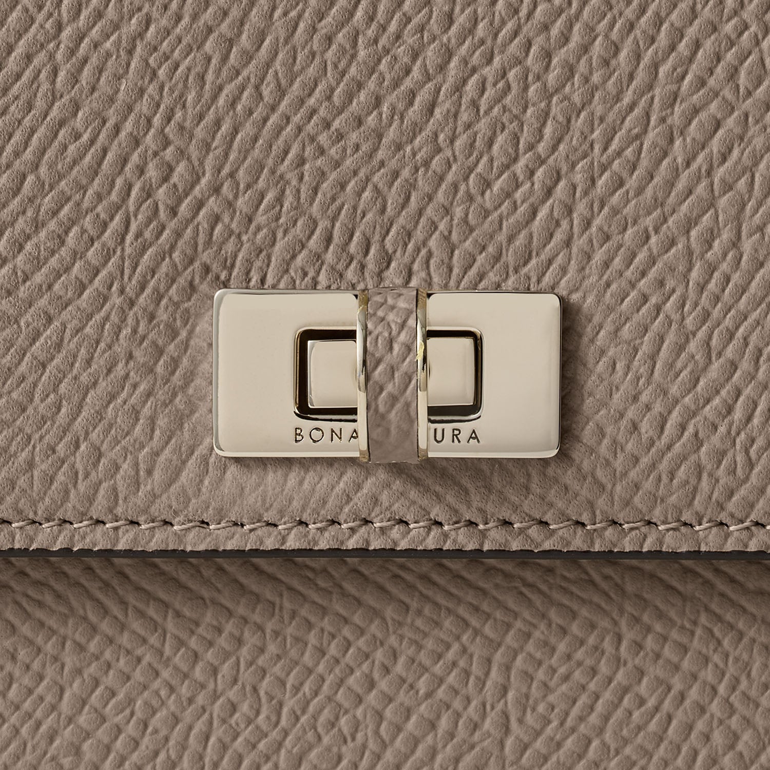 Vittoria Long Wallet Nobile Leather