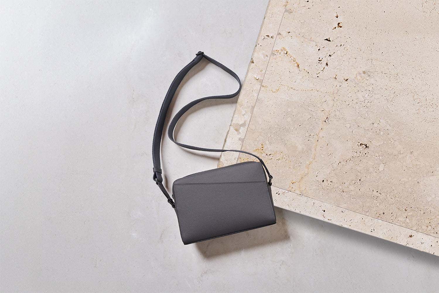 メンズ ショルダーバッグ / クロスボディバッグ