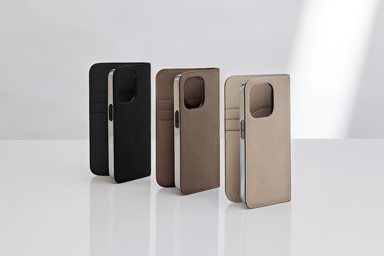 上質なレザーの手帳型 iPhone / スマホケース(ダイアリーケース 上質なレザーの手帳型 iPhone / スマホケース(ダイアリーケース