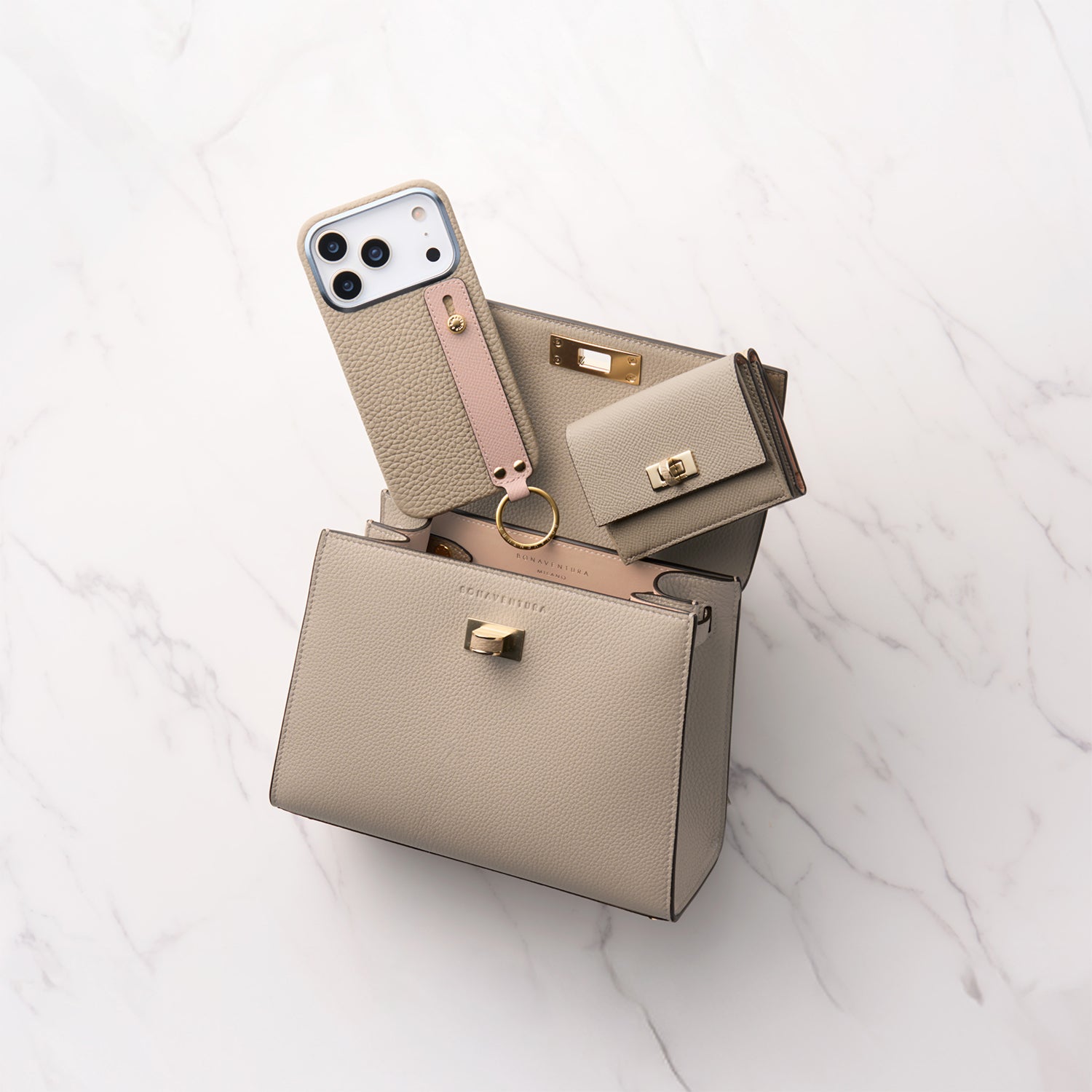 【新品同様】定価22万円BONAVENTURA ヴィットーリア ミニ　2way ヴィットーリア トップハンドルバッグ シュリンクレザー (ミニ