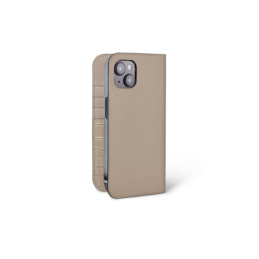【オンライン限定】 (iPhone 15 Plus) ダイアリーケース ノービレ × エンボスクロコレザー