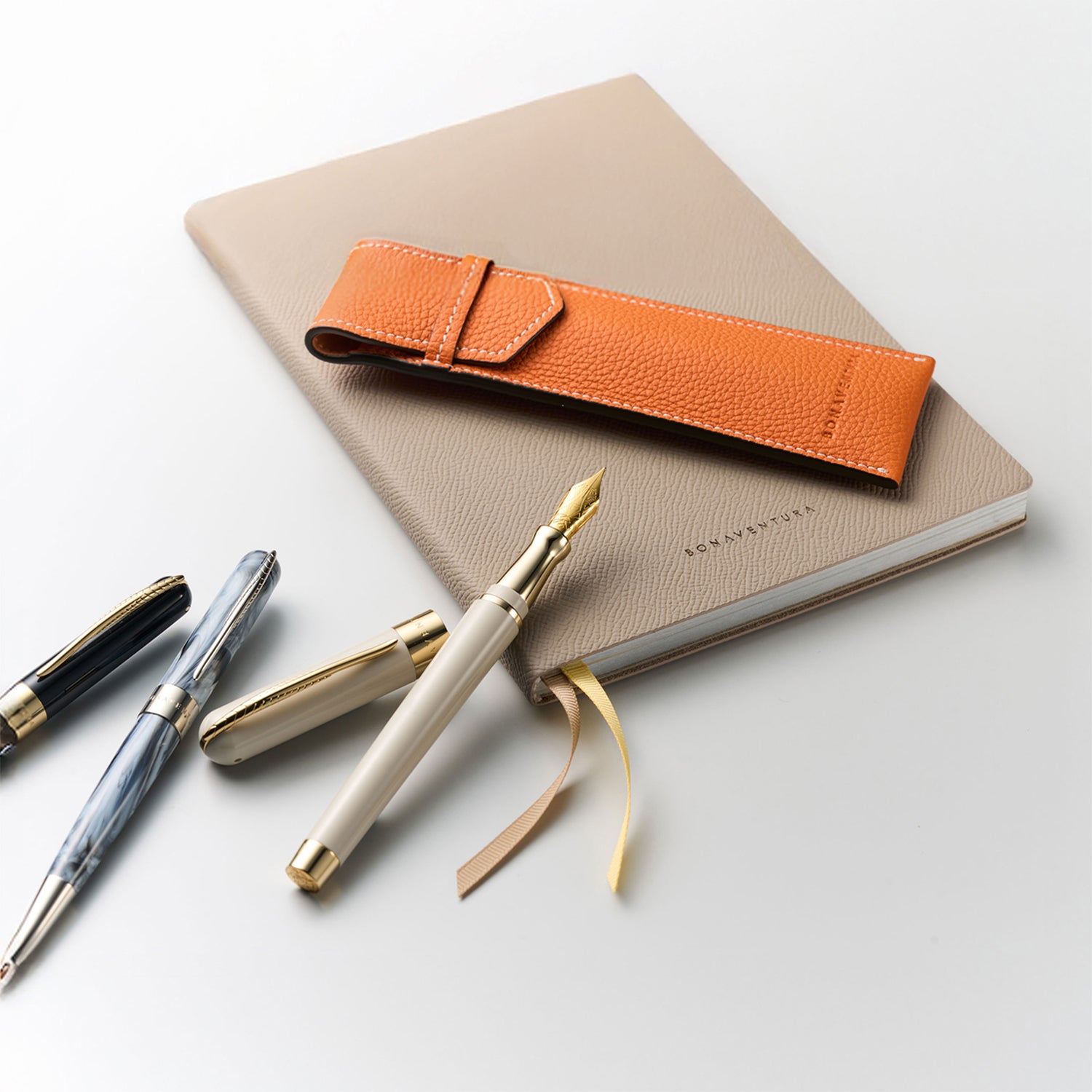 BONAVENTURA × Pineider 万年筆