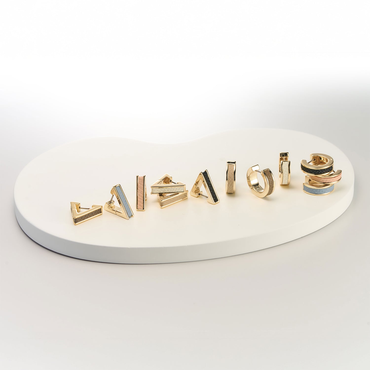 ピアス ゴールド (ラウンド ピアス)