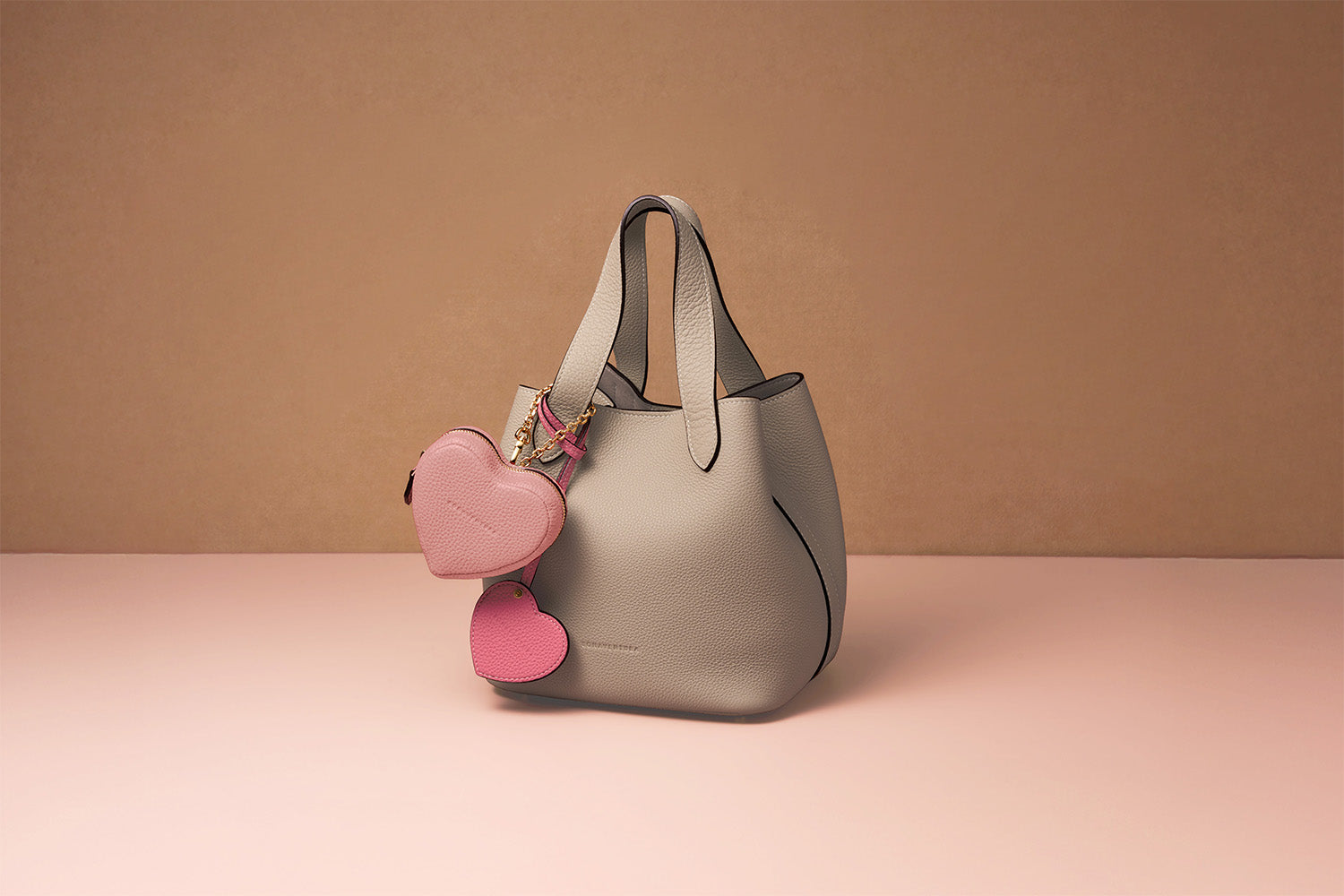 公式】BONAVENTURA (ボナベンチュラ) – ミラノ発の高級本革製品を身近に