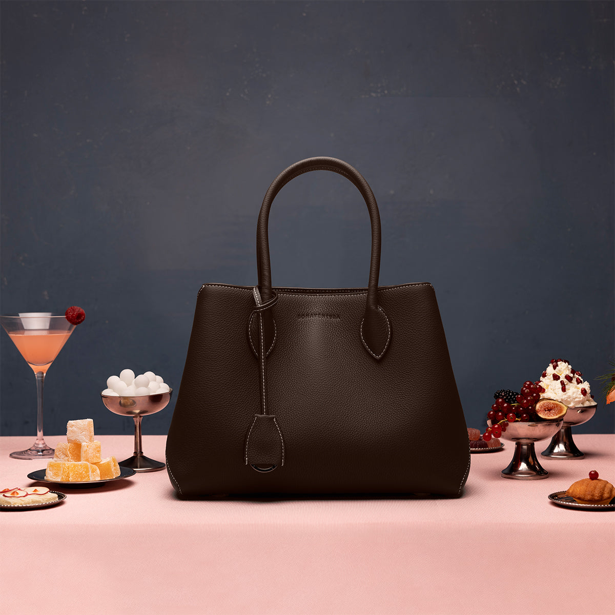 上質なレザーのプレゼント / ギフトコレクション – イタリア(ミラノ)発