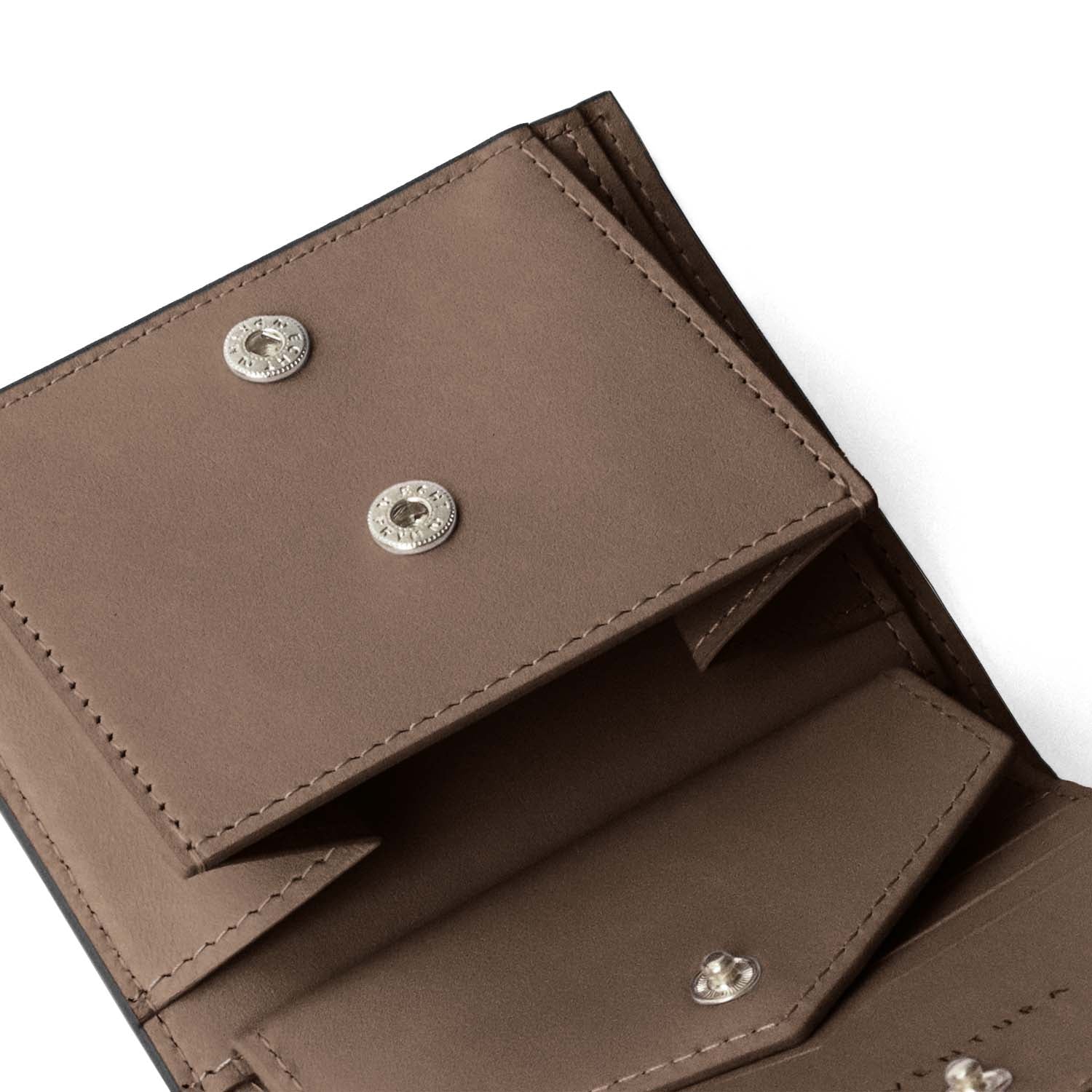 Bifold Wallet in Shrink Leather