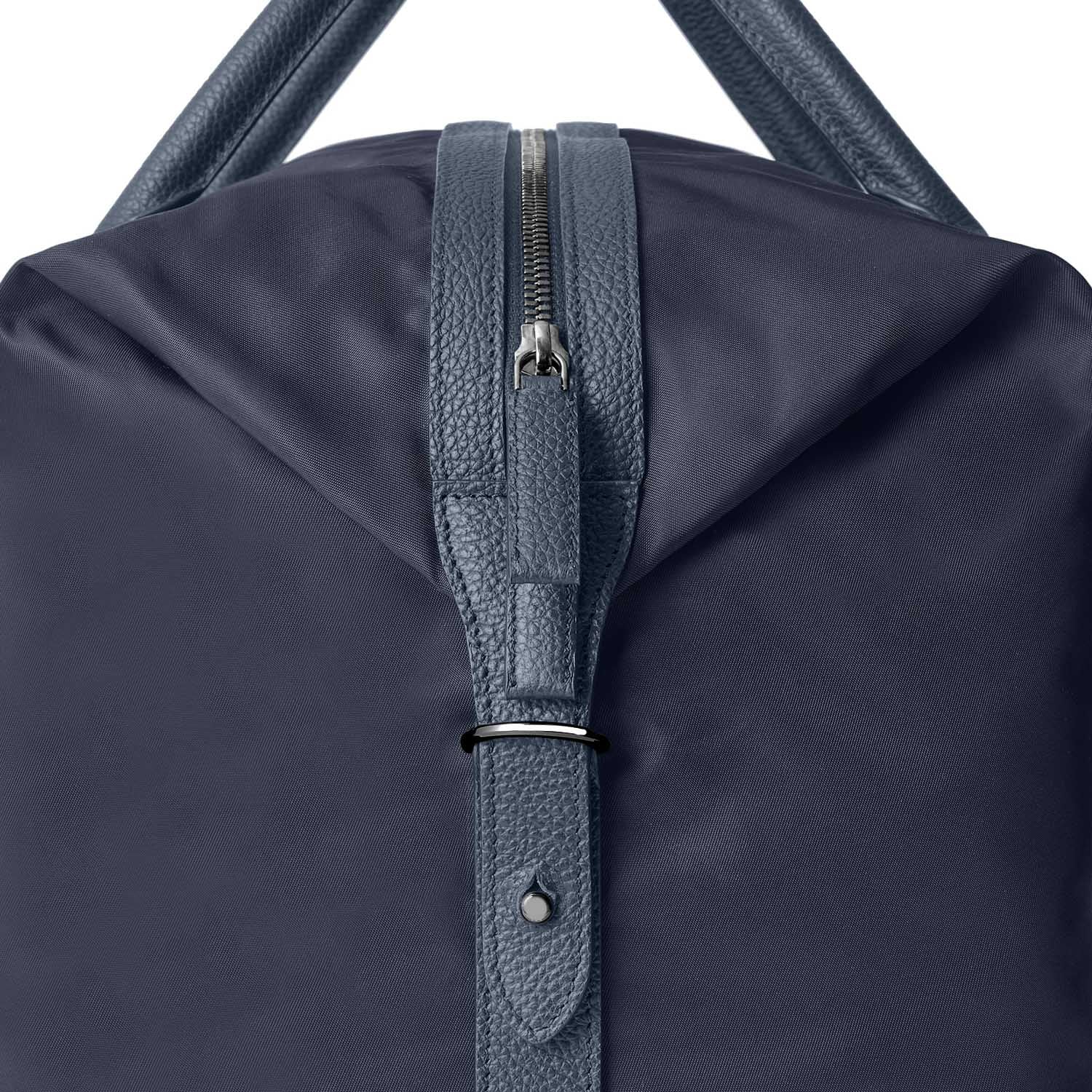 チェレステ ナイロン ボストンバッグ