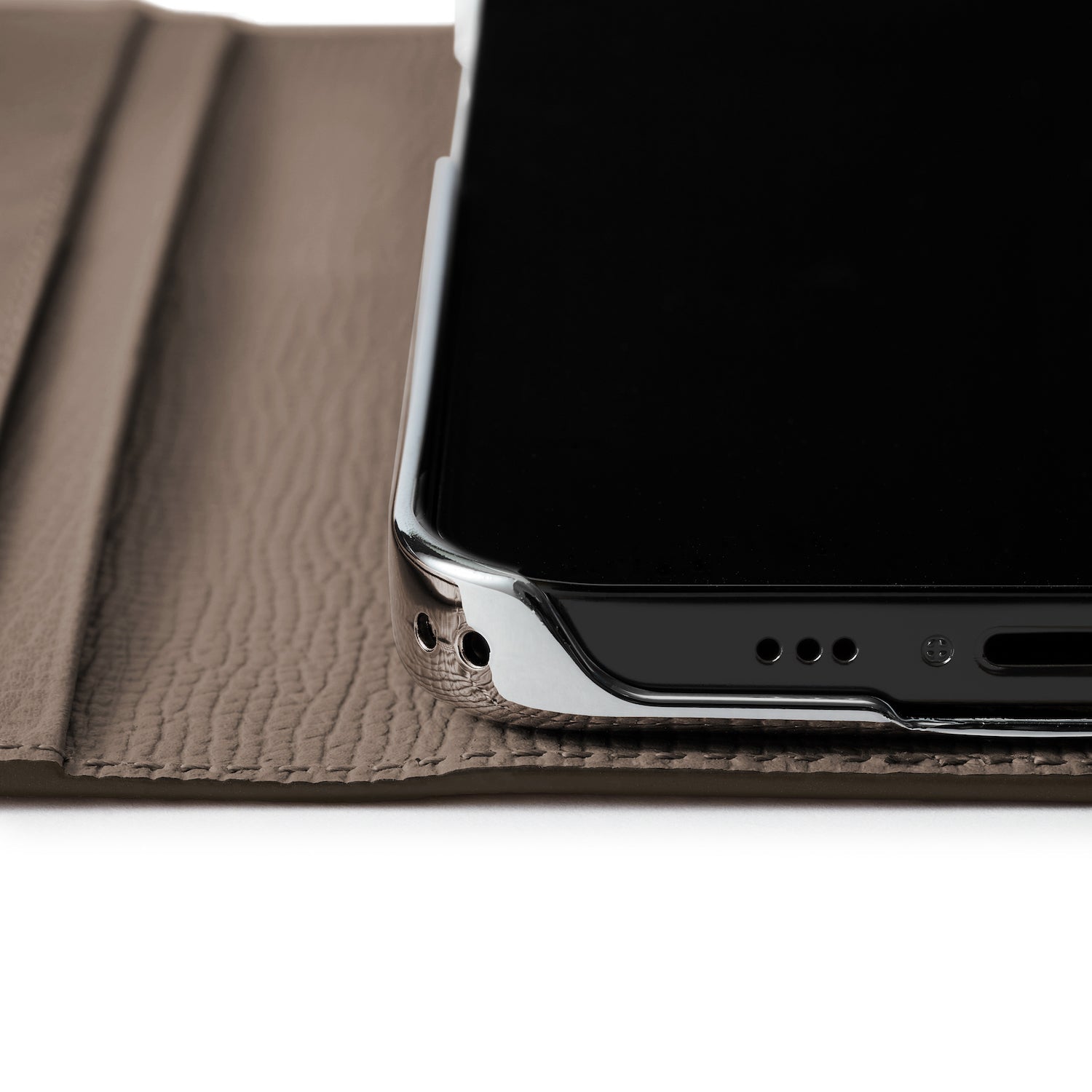 ボナベンチュラ BONAVENTURA iPhone14 スマホケース BONAVENTURAからiPhone14対応のスマホショルダーが登場。肩掛け