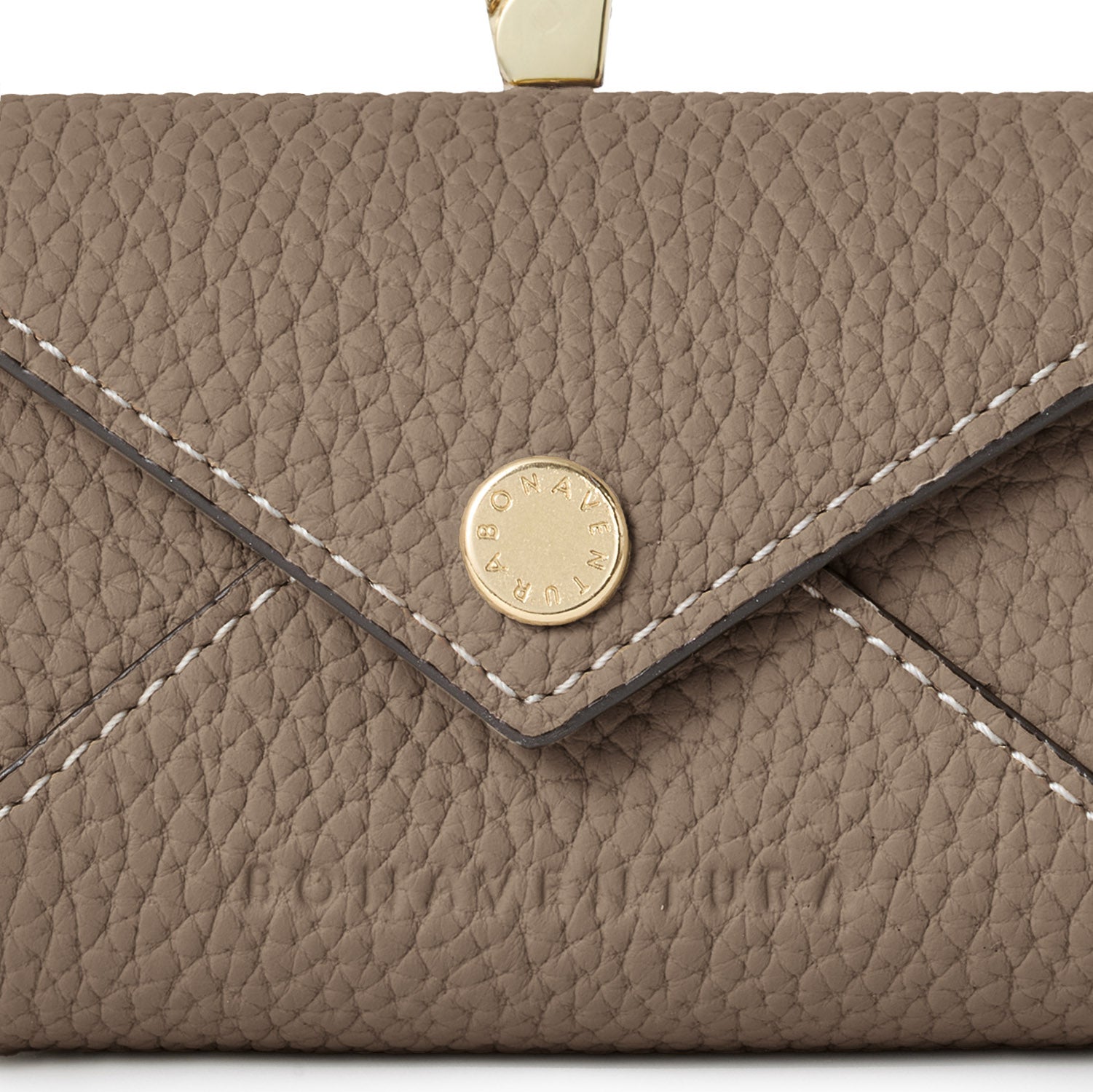 【新品未使用】 ミニエンベロープチャーム シュリンクレザー エトープ 新品未使用】 ミニエンベロープチャーム シュリンクレザー エトープ