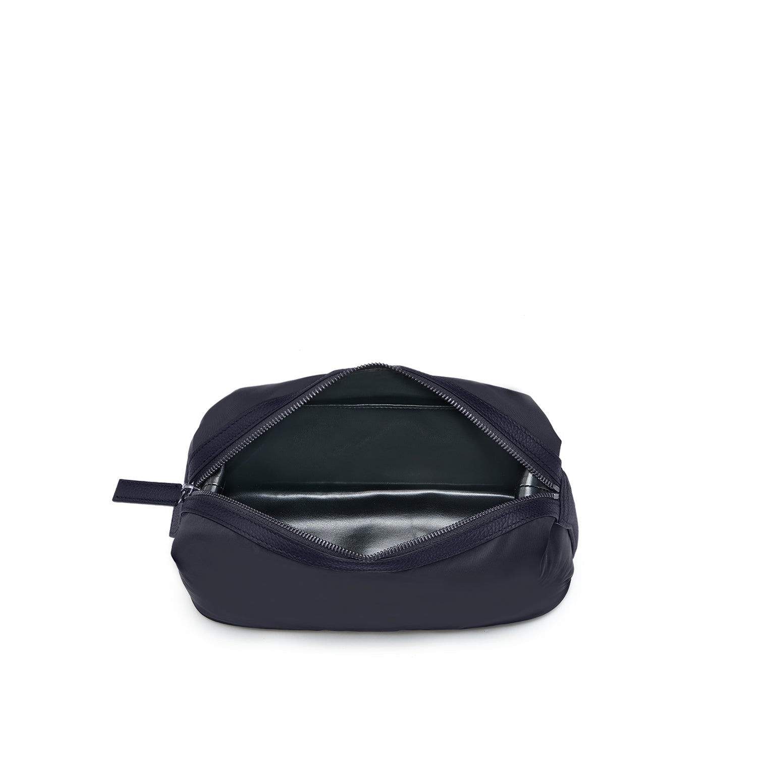 チェレステ ナイロン トラベルポーチ