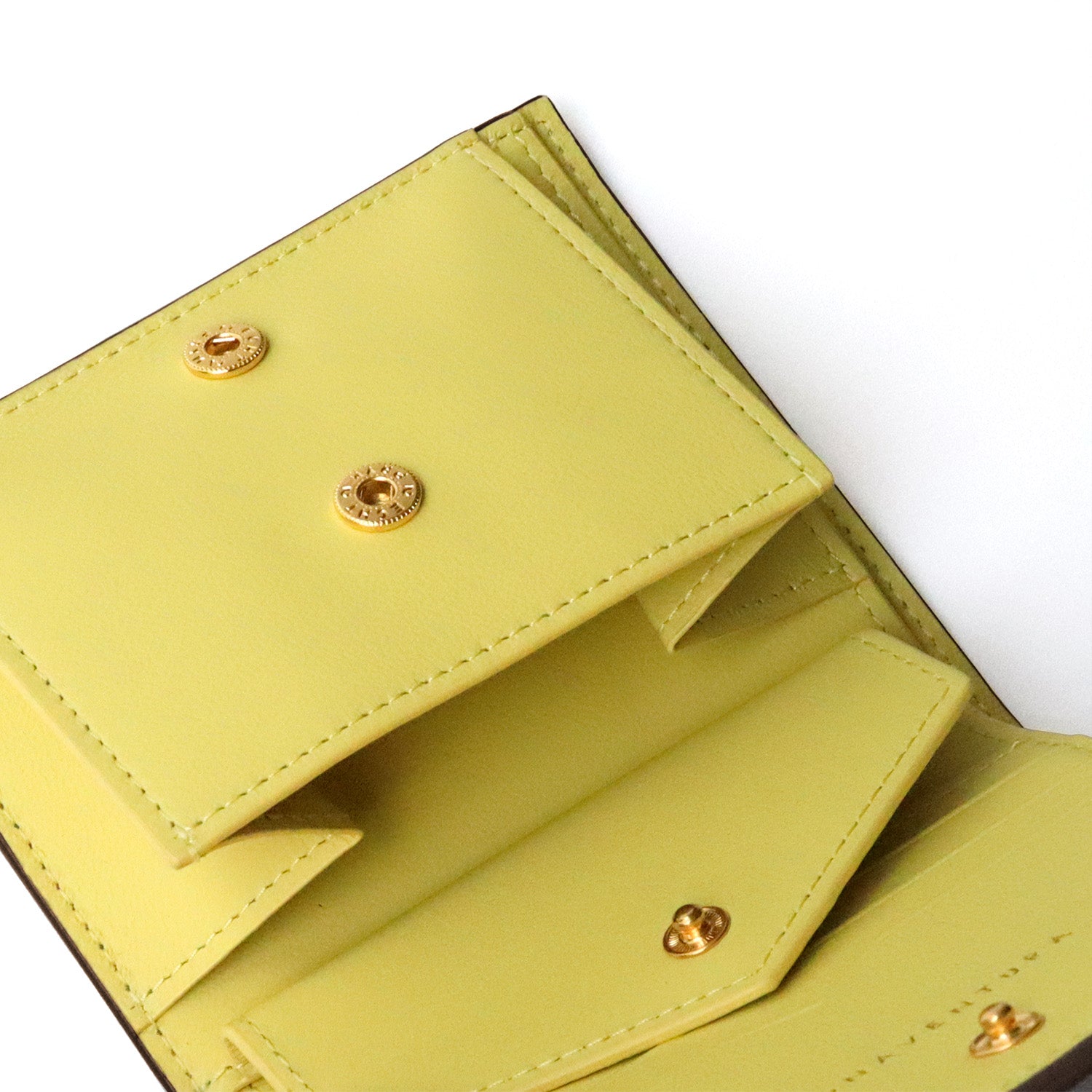 美品✨ボナベンチュラ バイフォールド ウォレット 二つ折財布 シュリンクレザー BONAVENTURA 財布 バイフォールド ウォレット シュリンクレザー