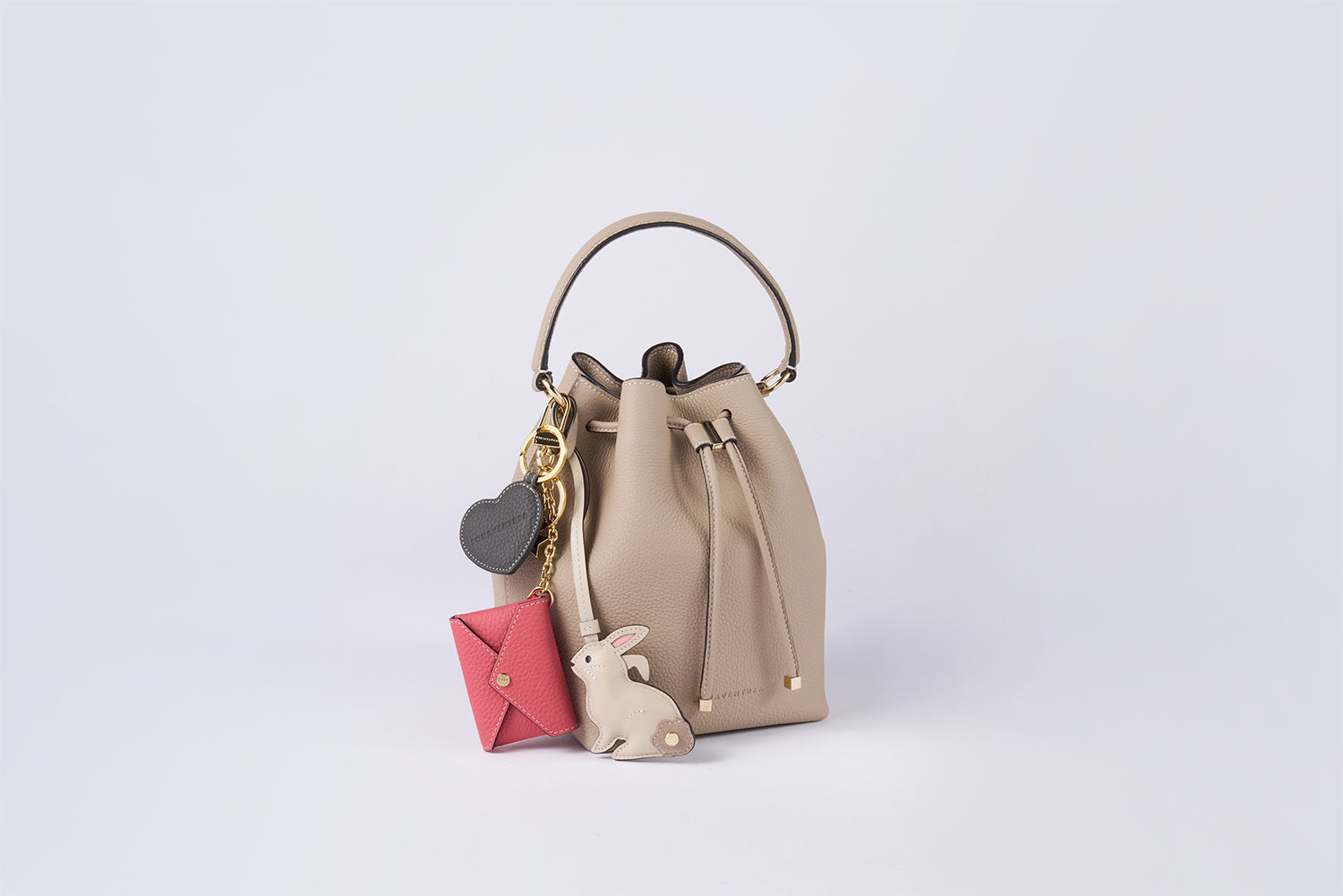 Angelica Bucket Bag Shrink Leather – BONAVENTURA (ボナベンチュラ)