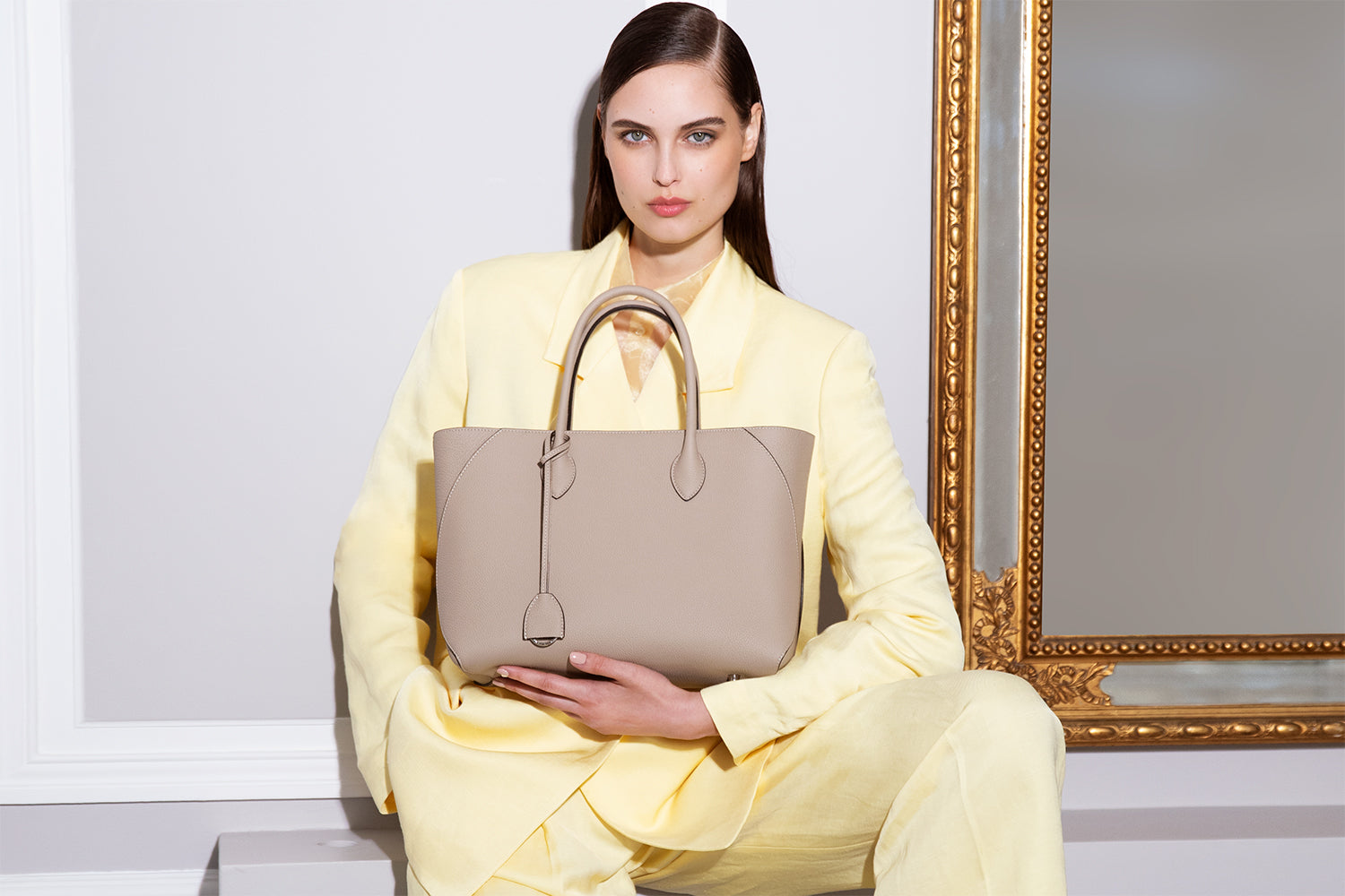Mia Tote Bag (35 Shrink) – BONAVENTURA (ボナベンチュラ)