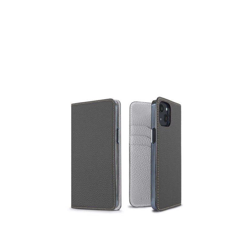 高級本革のiPhoneケース。上質なレザーのスマホケース。iPhone13対応。