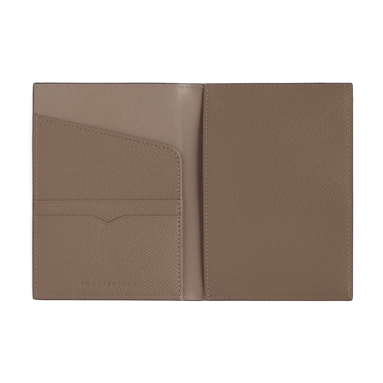 Passport case in Noblesse leather